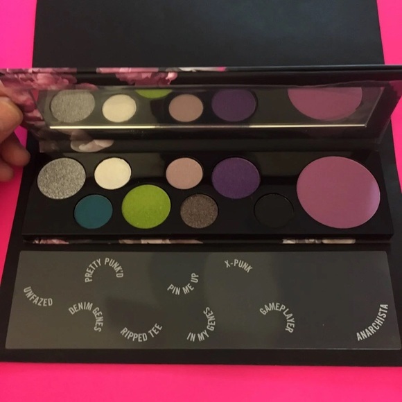 Mac Cosmetics - Picture 4 of 8